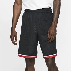 Nike Dri-FIT Classic Mesh Basketball Shorts Small